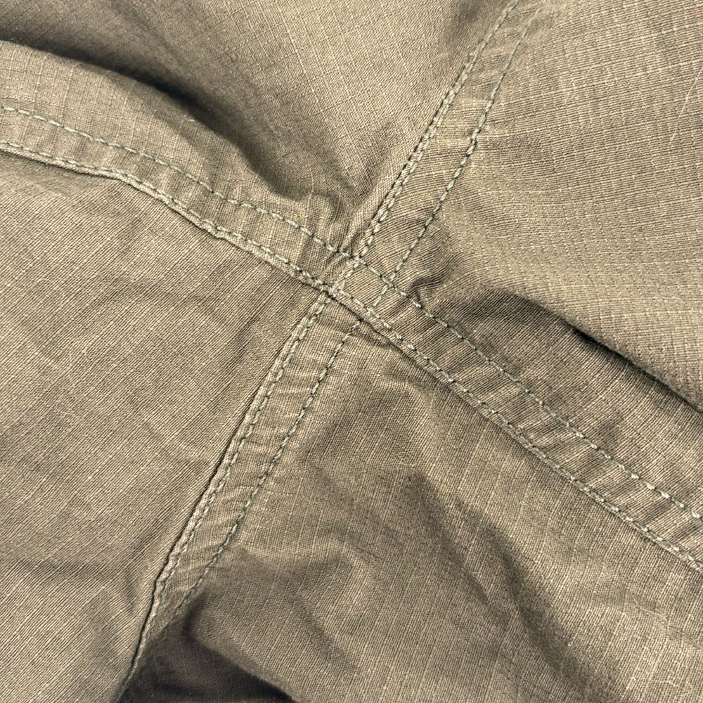 Vuori Vintage Ripstop Pant Women’s Size Small in Dark Oregano Green / Brown - Picture 8 of 9